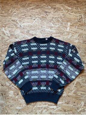 Mens 90s Vintage Geometric Crewneck Sweater in Dark green, Burgundy & Cream